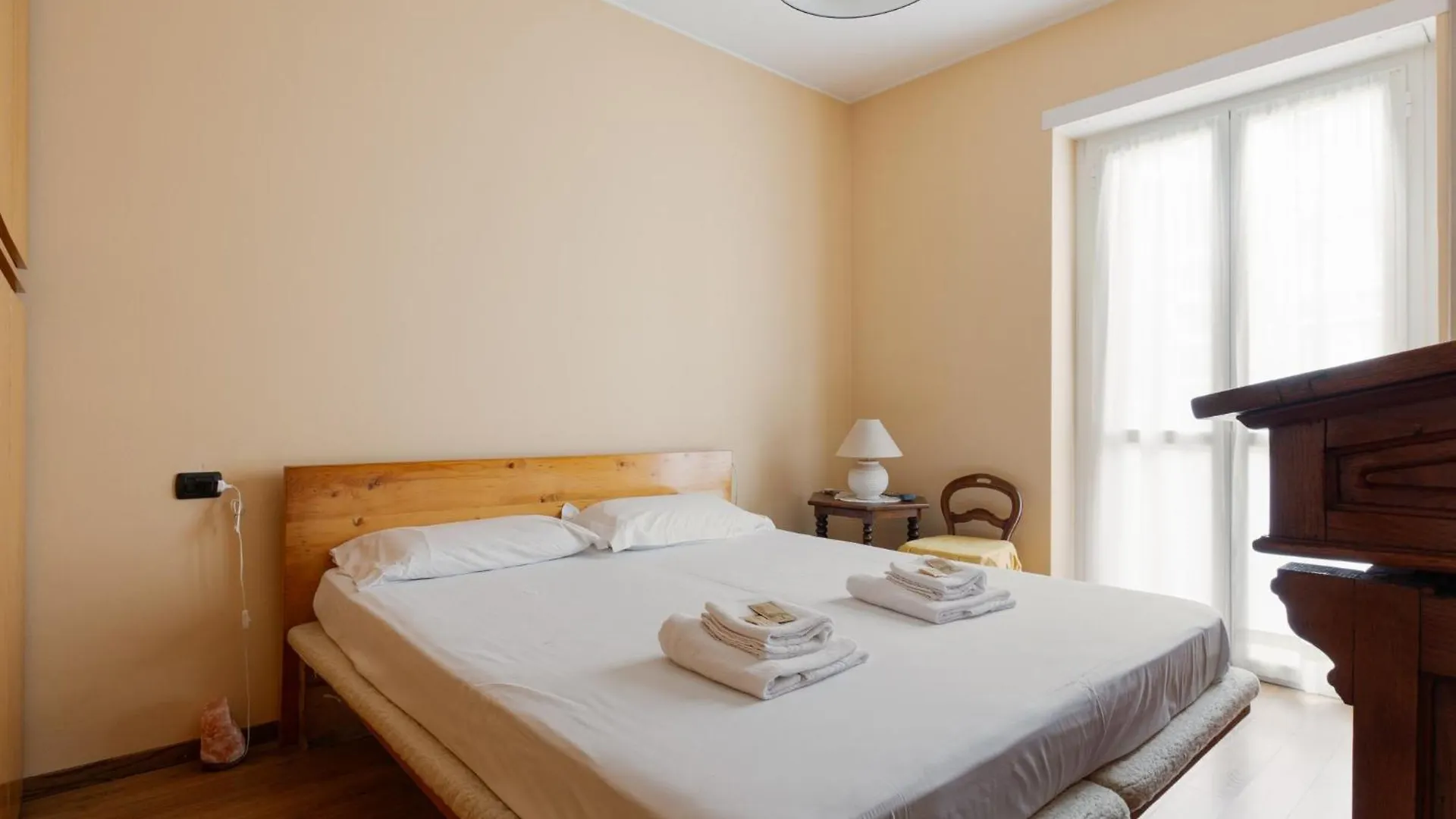 Bande Nere M1 Comfy Apt With Balcony Mediolan